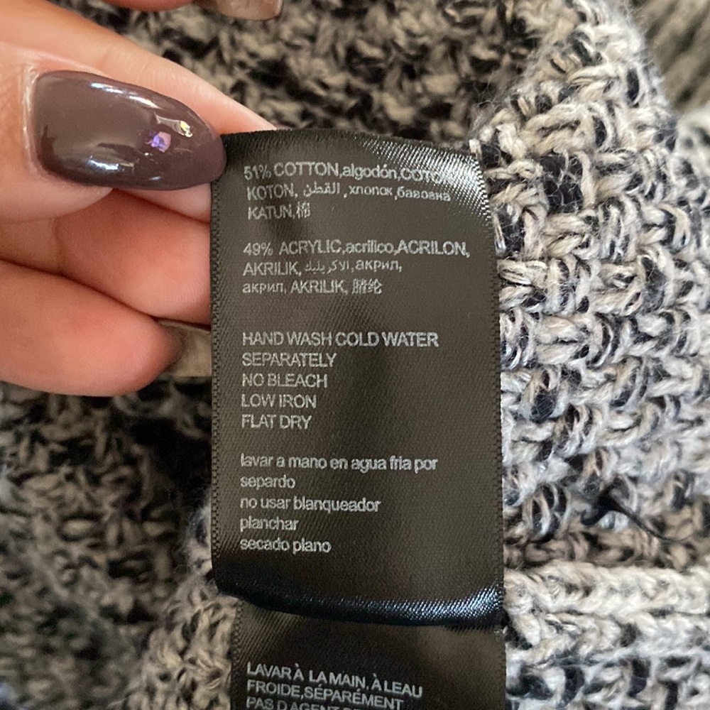 Bebe Sleeveless Sweater - Picture 7 of 7